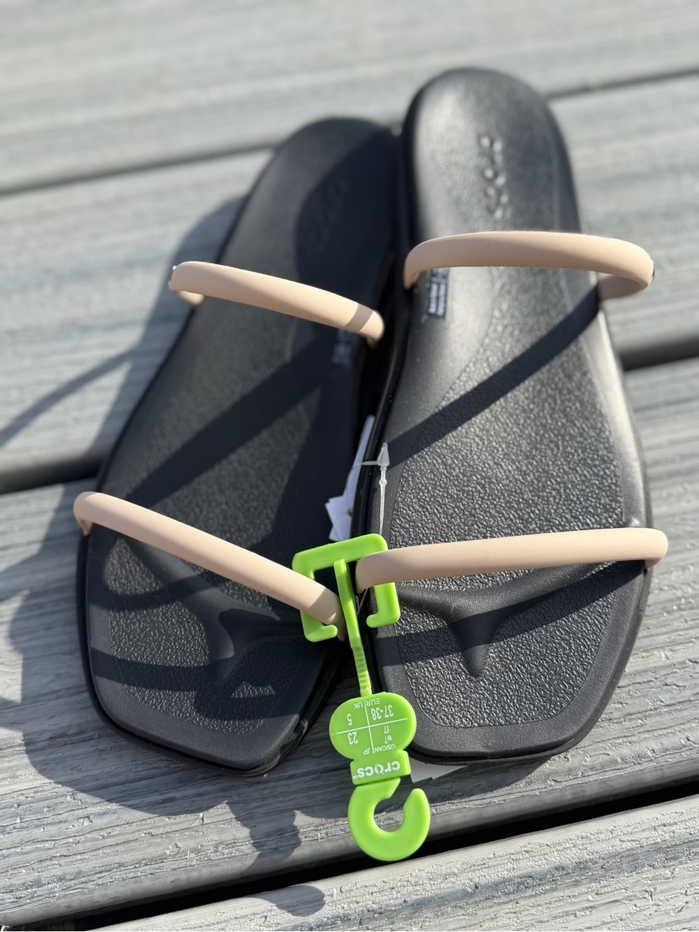 Crocs Women’s Miami Two Straps Two Toned Black & Dulce Beige Sandals 7 - Picture 2 of 11